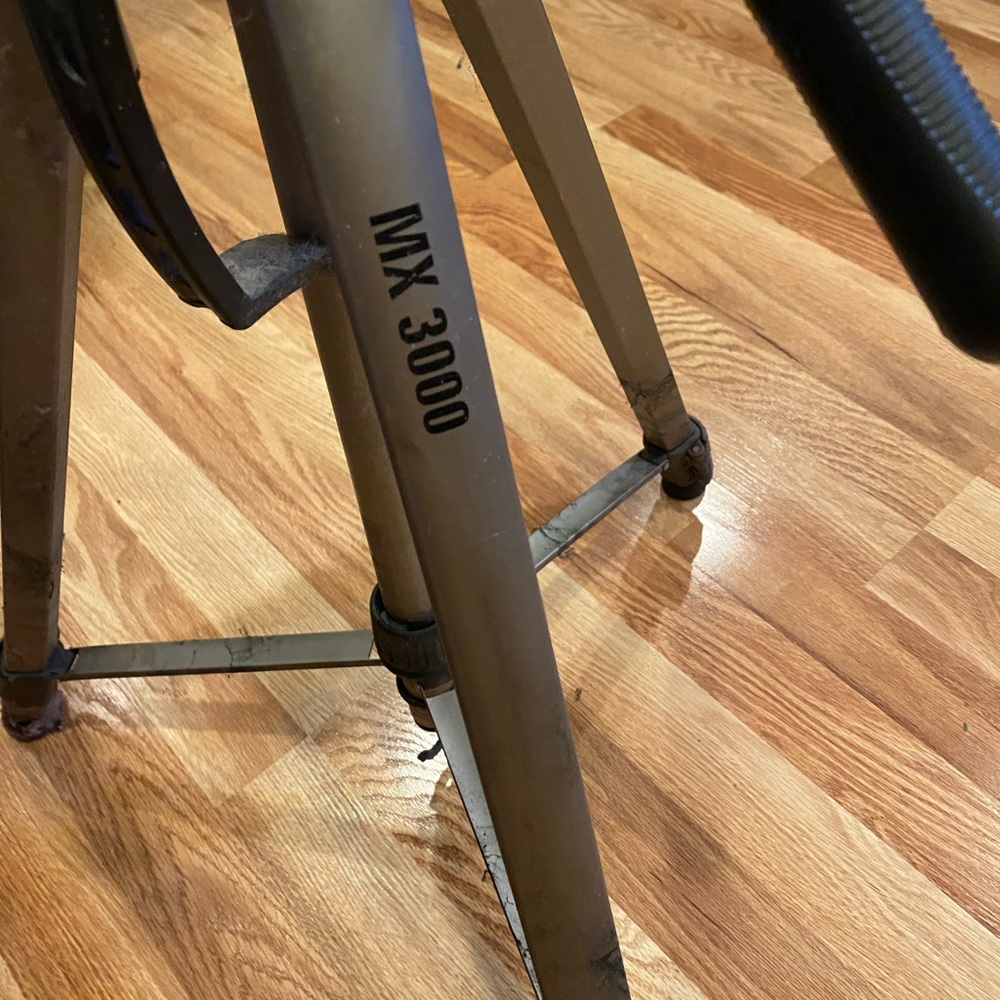 Camera tripod